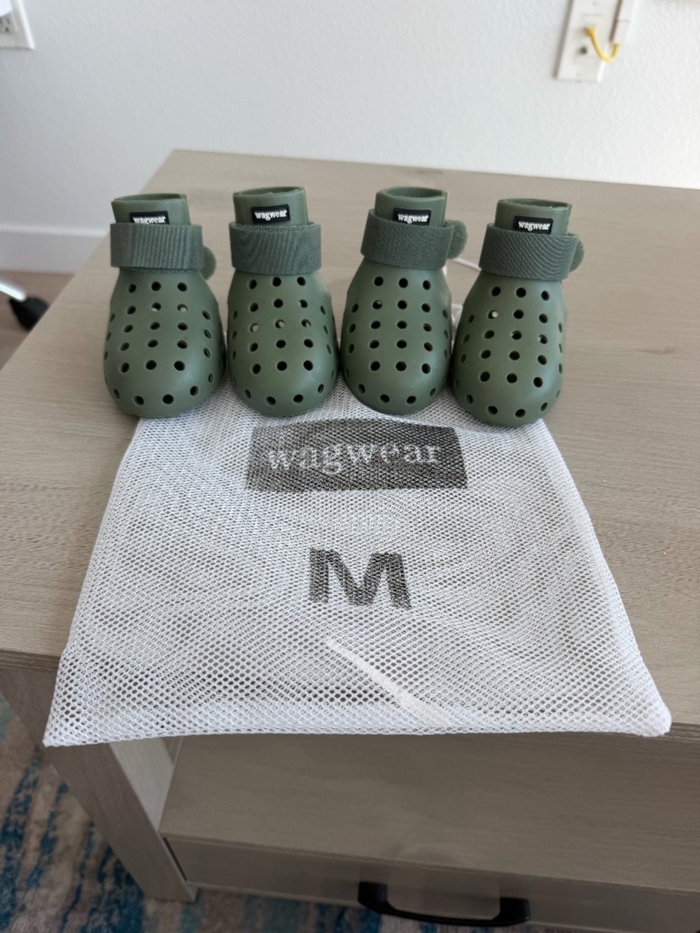 WagWear WagWellies Mojave Sage Dog Boots Size Medium + Bag